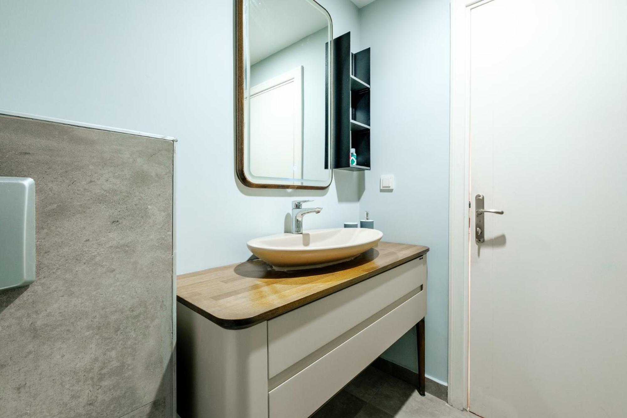 Daire Luminous Flat 7 Min To Arcadium Mall In